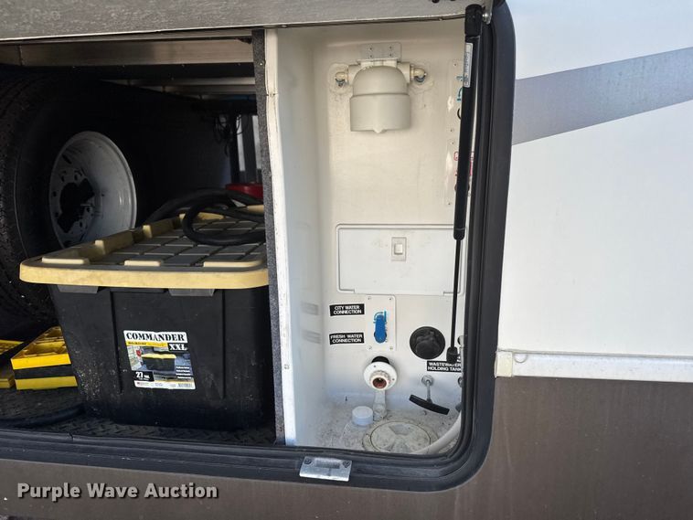 image for item EM8342 2015 Forest River Cardinal camper