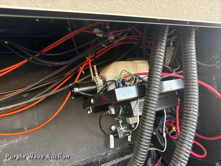 image for item EM8342 2015 Forest River Cardinal camper