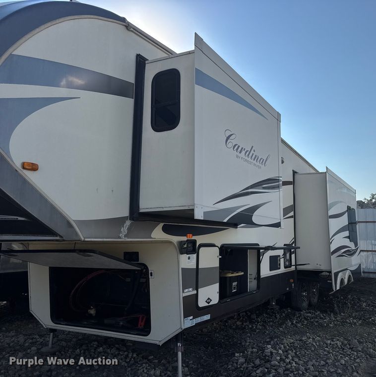 image for item EM8342 2015 Forest River Cardinal camper