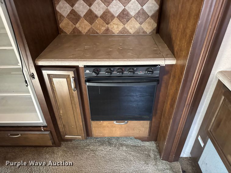 image for item EM8342 2015 Forest River Cardinal camper