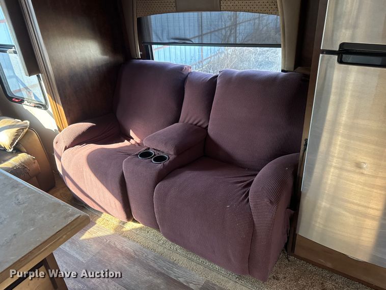 image for item EM8342 2015 Forest River Cardinal camper