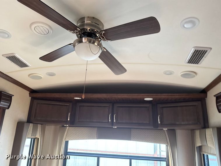 image for item EM8342 2015 Forest River Cardinal camper