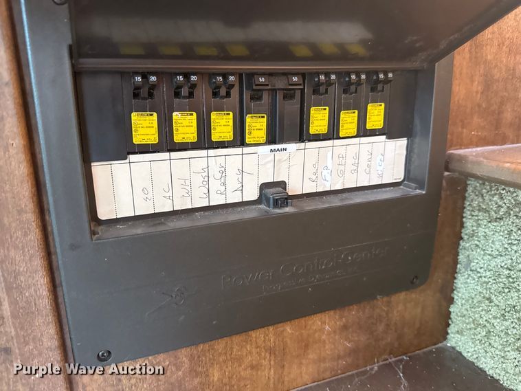 image for item EM8342 2015 Forest River Cardinal camper