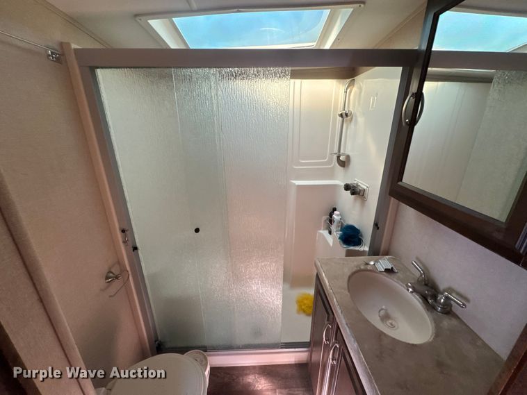 image for item EM8342 2015 Forest River Cardinal camper