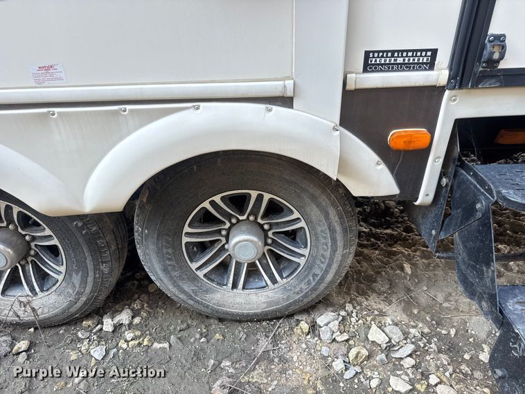 image for item EM8342 2015 Forest River Cardinal camper