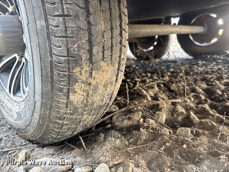 image for item EM8342 2015 Forest River Cardinal camper