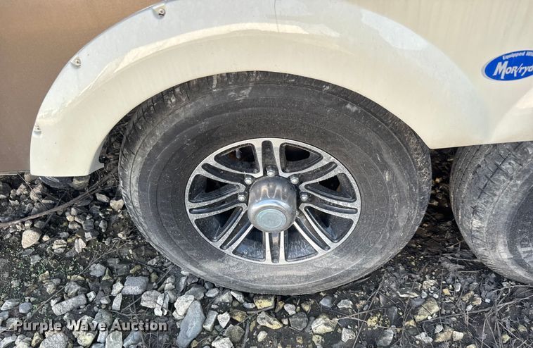 image for item EM8342 2015 Forest River Cardinal camper