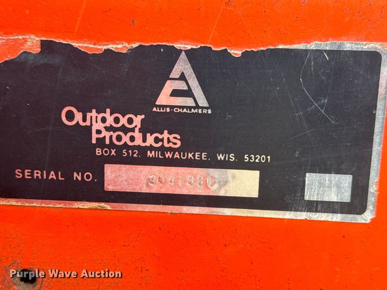 image for item EM8353 Allis-Chalmers 620 lawn tractor