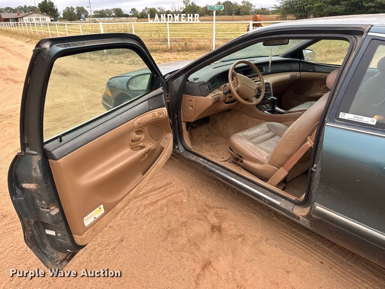 image for item EM8362 1995 Lincoln Mark VIII 