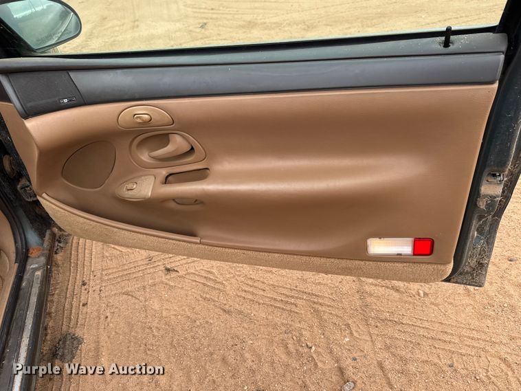 image for item EM8362 1995 Lincoln Mark VIII 