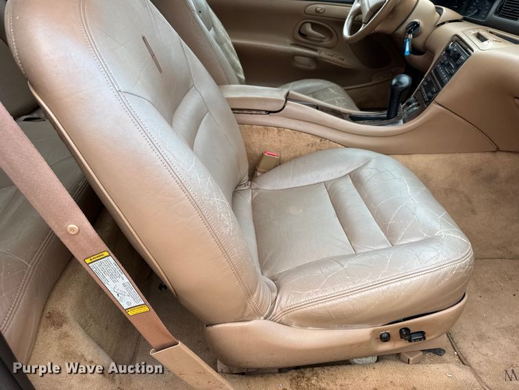 image for item EM8362 1995 Lincoln Mark VIII 