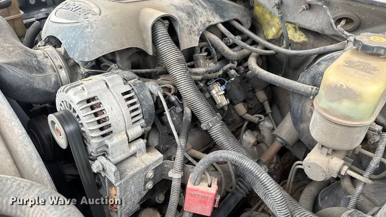image for item EM8398 2002 GMC Sierra 1500 Ext. Cab pickup truck