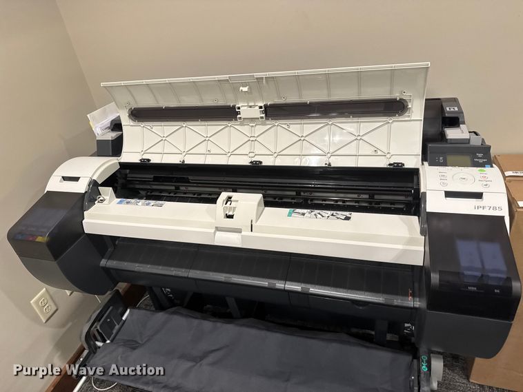 image for item EM8399 Canon iPF785 plotter printer