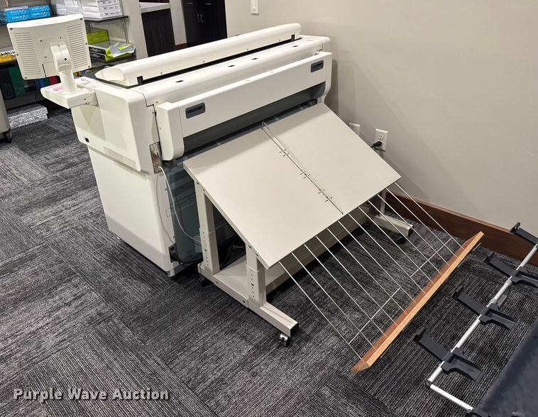 image for item EM8401 Kip 7170 plotter printer 