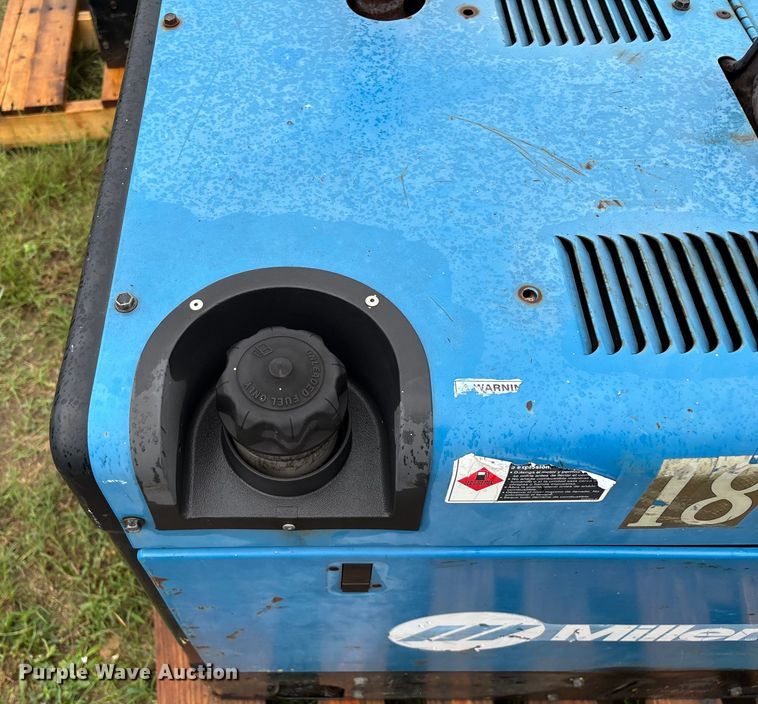 image for item EN5638 Miller Trailblazer 275 welder/generator