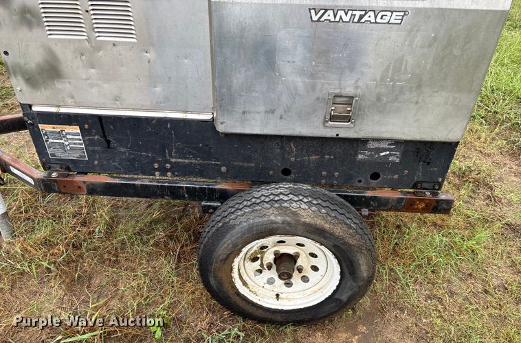 image for item EN5639 Lincoln Electric Vantage 300 welder/generator