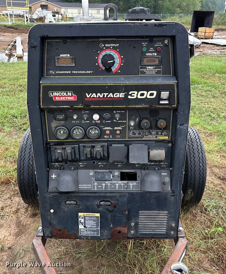 image for item EN5639 Lincoln Electric Vantage 300 welder/generator