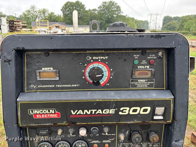 image for item EN5639 Lincoln Electric Vantage 300 welder/generator