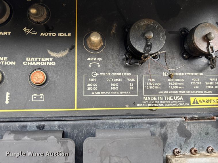 image for item EN5639 Lincoln Electric Vantage 300 welder/generator