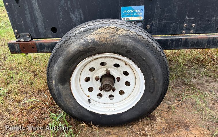 image for item EN5639 Lincoln Electric Vantage 300 welder/generator