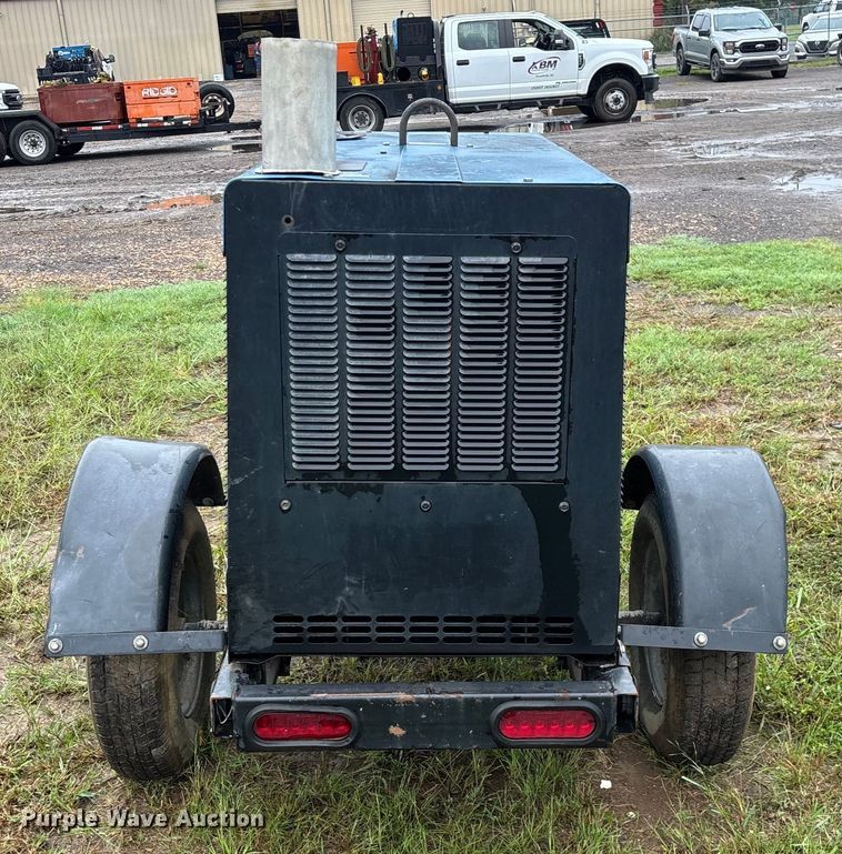 image for item EN5640 Miller Big Blue 300 Pro Cat CC/CV welder/generator