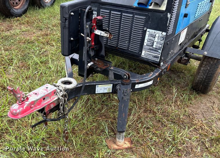 image for item EN5640 Miller Big Blue 300 Pro Cat CC/CV welder/generator