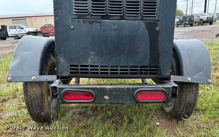 image for item EN5640 Miller Big Blue 300 Pro Cat CC/CV welder/generator