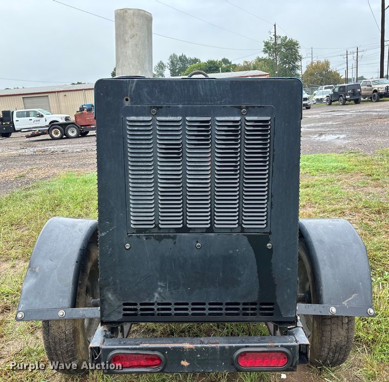 image for item EN5640 Miller Big Blue 300 Pro Cat CC/CV welder/generator