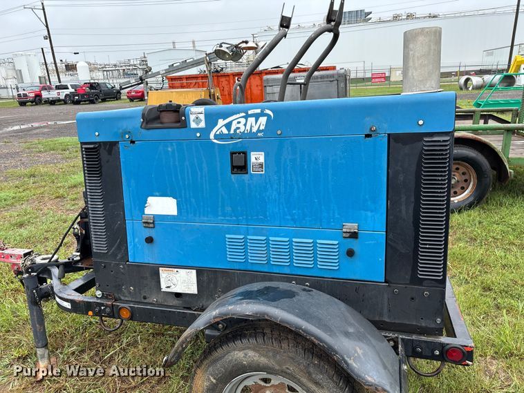 image for item EN5640 Miller Big Blue 300 Pro Cat CC/CV welder/generator
