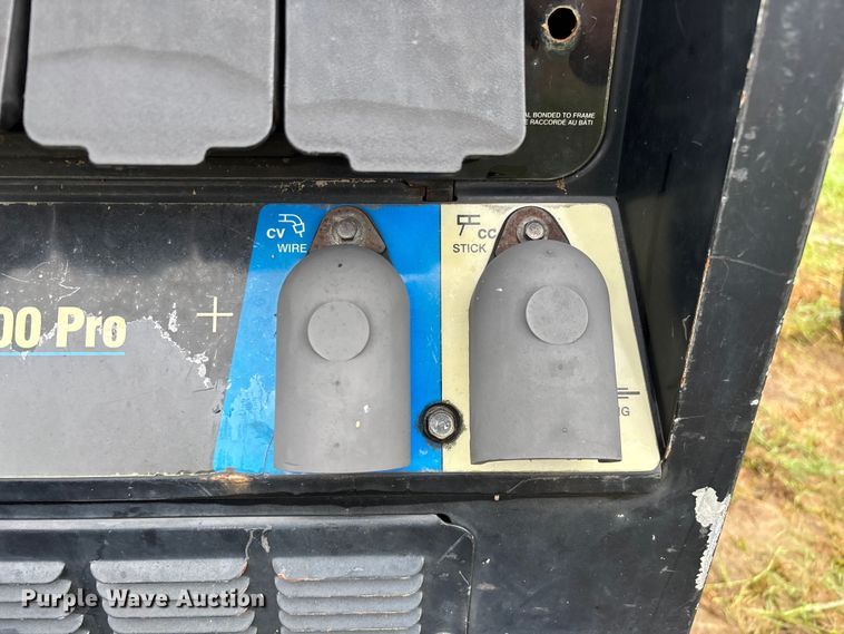 image for item EN5640 Miller Big Blue 300 Pro Cat CC/CV welder/generator