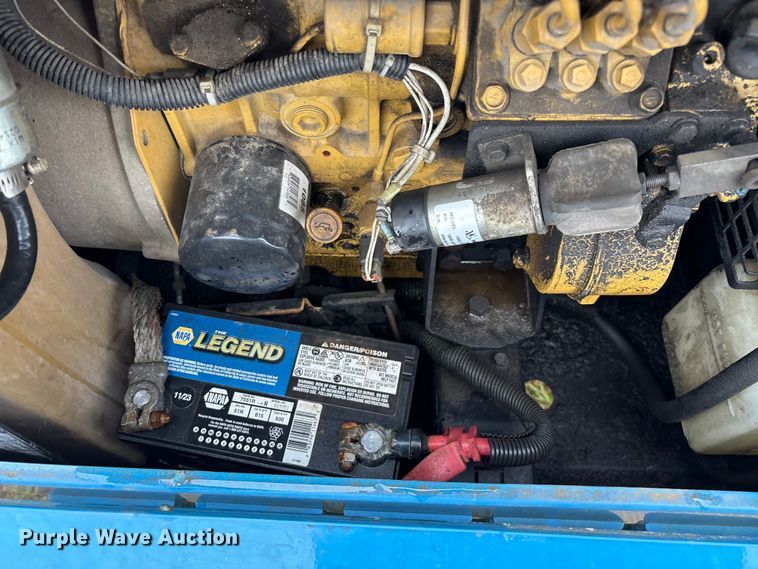 image for item EN5640 Miller Big Blue 300 Pro Cat CC/CV welder/generator