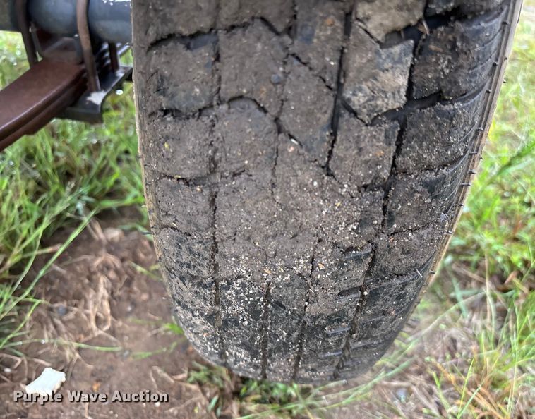 image for item EN5640 Miller Big Blue 300 Pro Cat CC/CV welder/generator