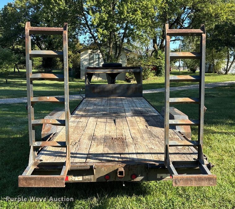 image for item EN5654 2015 Friesen Trailers equipment trailer