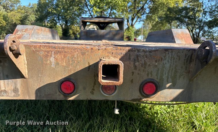 image for item EN5654 2015 Friesen Trailers equipment trailer