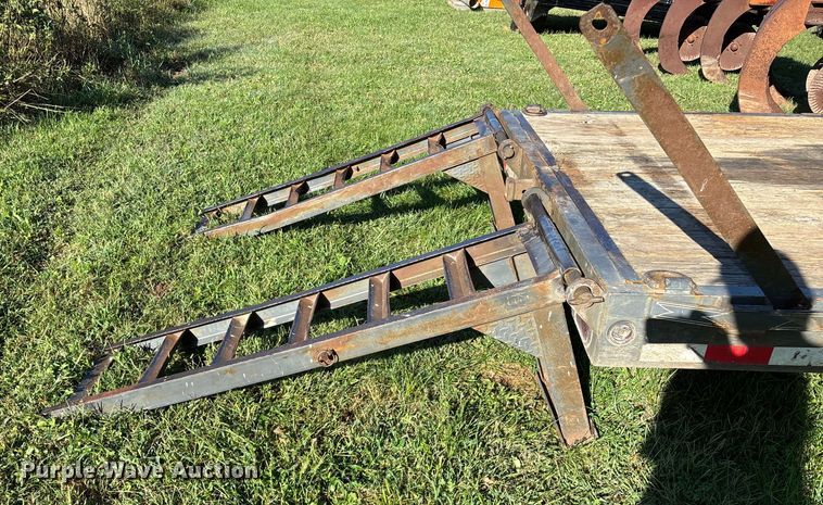 image for item EN5654 2015 Friesen Trailers equipment trailer