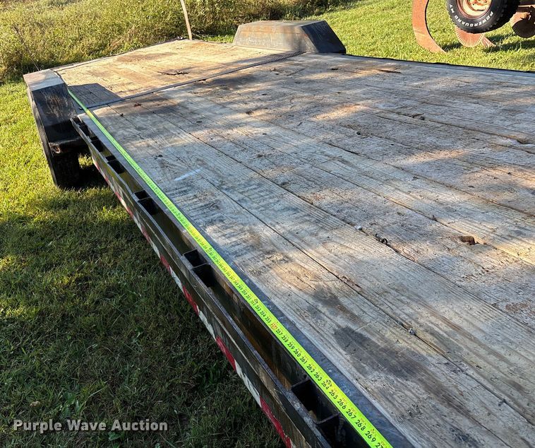 image for item EN5654 2015 Friesen Trailers equipment trailer