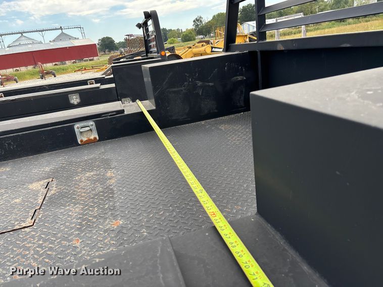 image for item EN5668 Flatbed