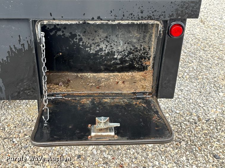 image for item EN5668 Flatbed