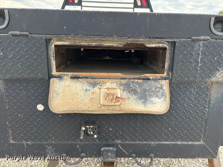 image for item EN5668 Flatbed