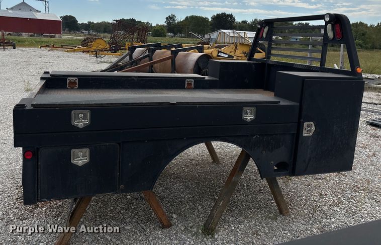 image for item EN5669 Flatbed