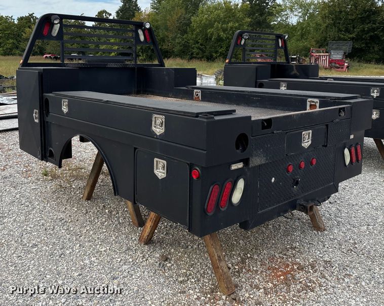 image for item EN5669 Flatbed