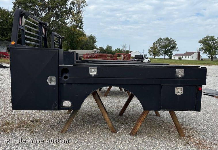 image for item EN5669 Flatbed