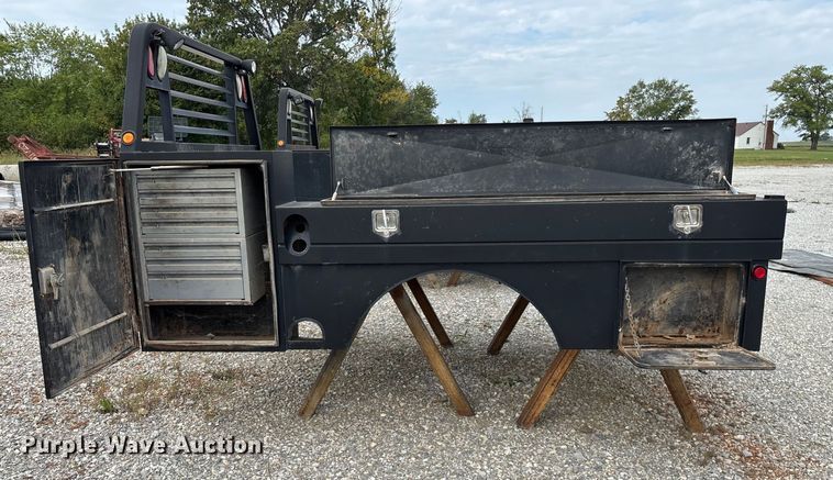 image for item EN5669 Flatbed