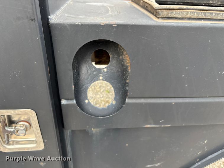 image for item EN5669 Flatbed