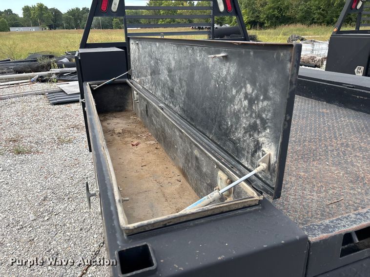 image for item EN5669 Flatbed