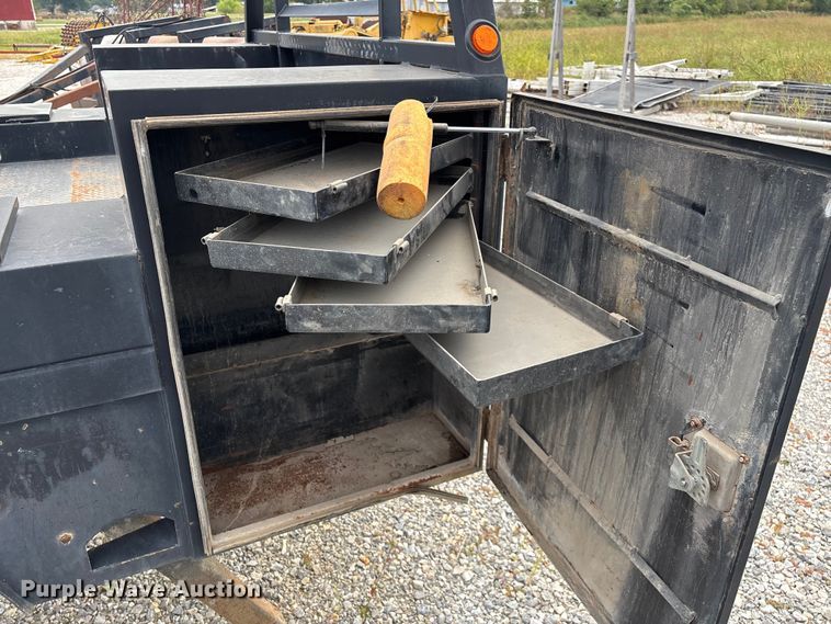 image for item EN5669 Flatbed