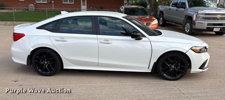 image for item EO1638 2023 Honda Civic Sport 