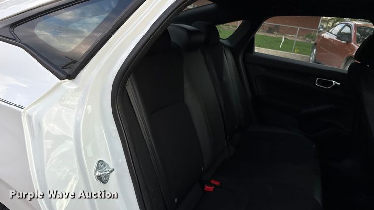 image for item EO1638 2023 Honda Civic Sport 