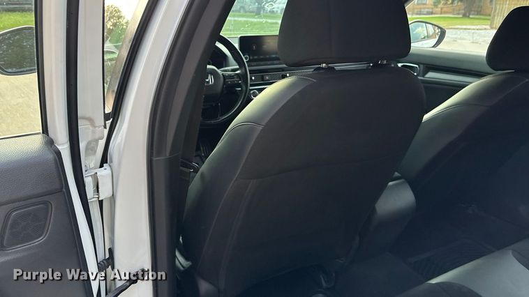 image for item EO1638 2023 Honda Civic Sport 