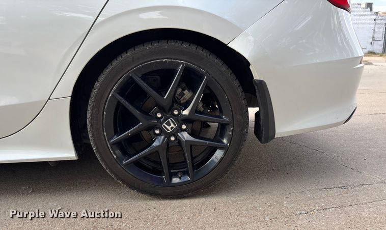 image for item EO1638 2023 Honda Civic Sport 